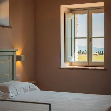 Molinella Alloggio per agriturismo Assisi