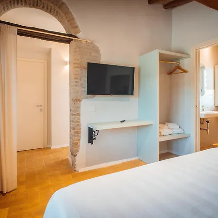 Molinella Alloggio per agriturismo Assisi