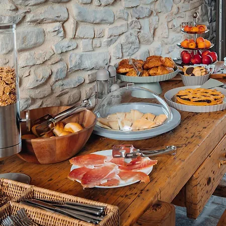 Molinella Alloggio per agriturismo Assisi